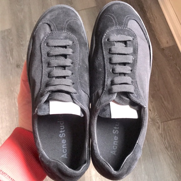 Acne Studios - Picture 12 of 16